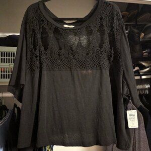 Black Lace Yoke Crop Top – Torrid 4X